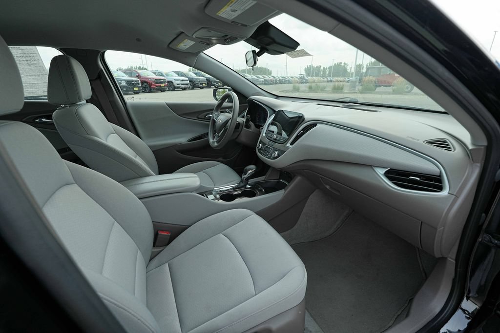 Used 2024 Chevrolet Malibu LT FWD image 21