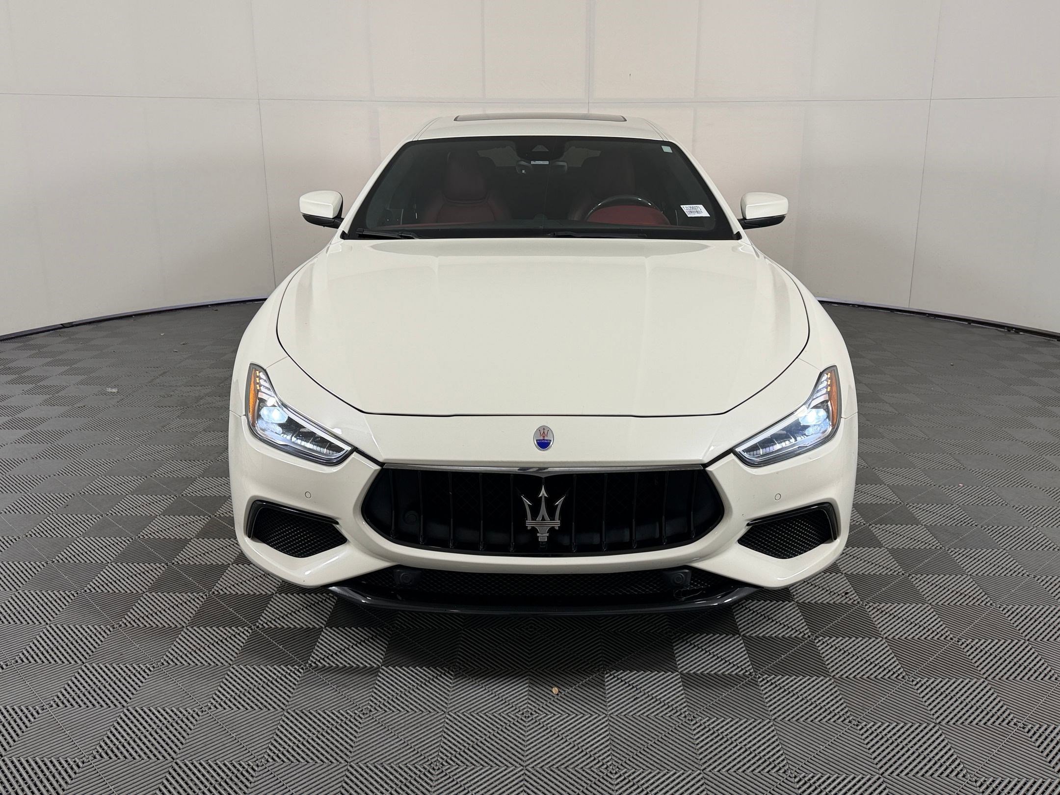 Used 2018 Maserati Ghibli S GranSport Q4 AWD/4WD image 6