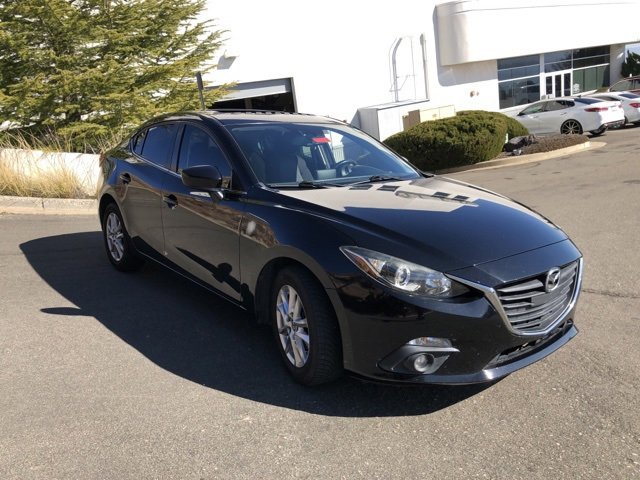 Used 2016 MAZDA MAZDA3 i Touring w/ Popular Equipment Package image 5