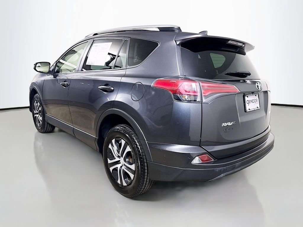 Certified 2016 Toyota RAV4 LE FWD image 5