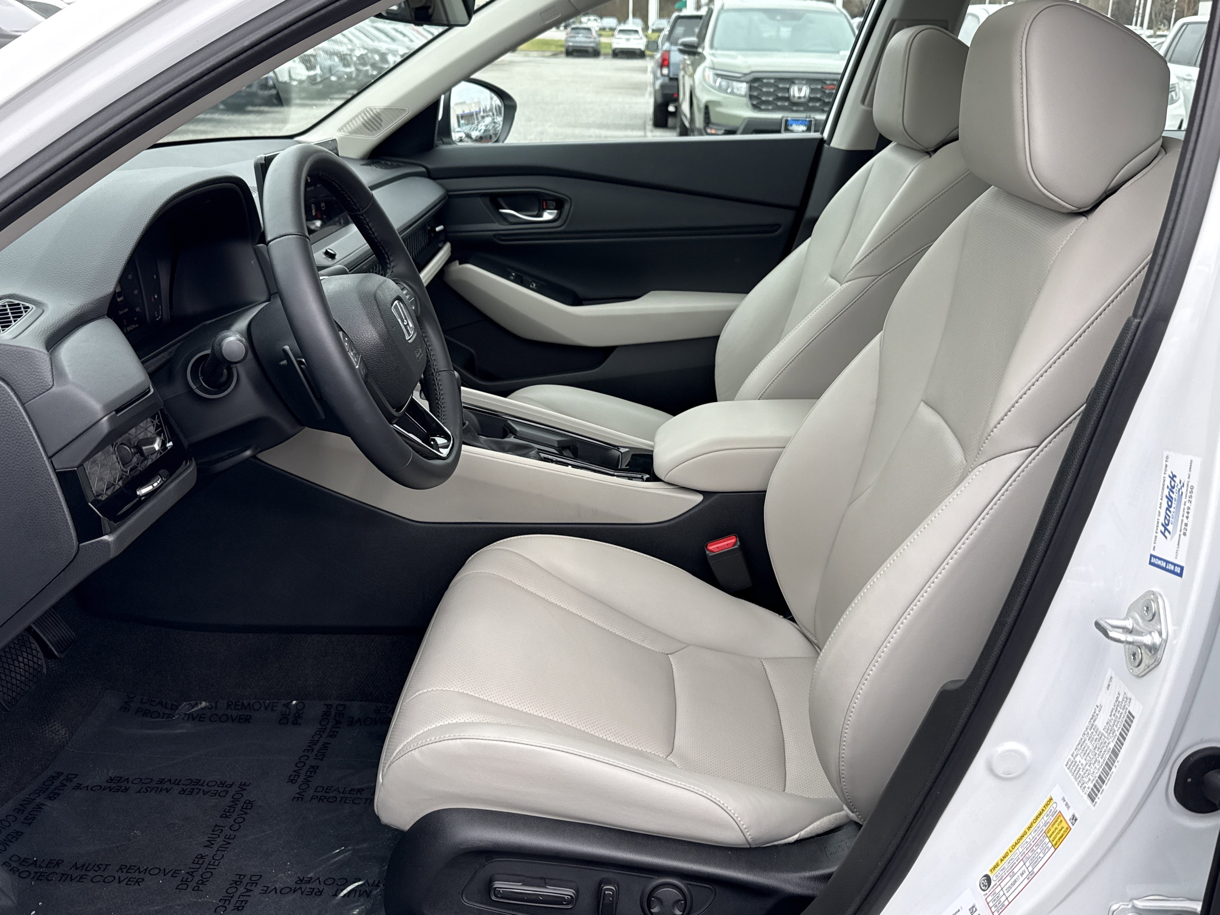 Used 2025 Honda Accord EX-L image 16