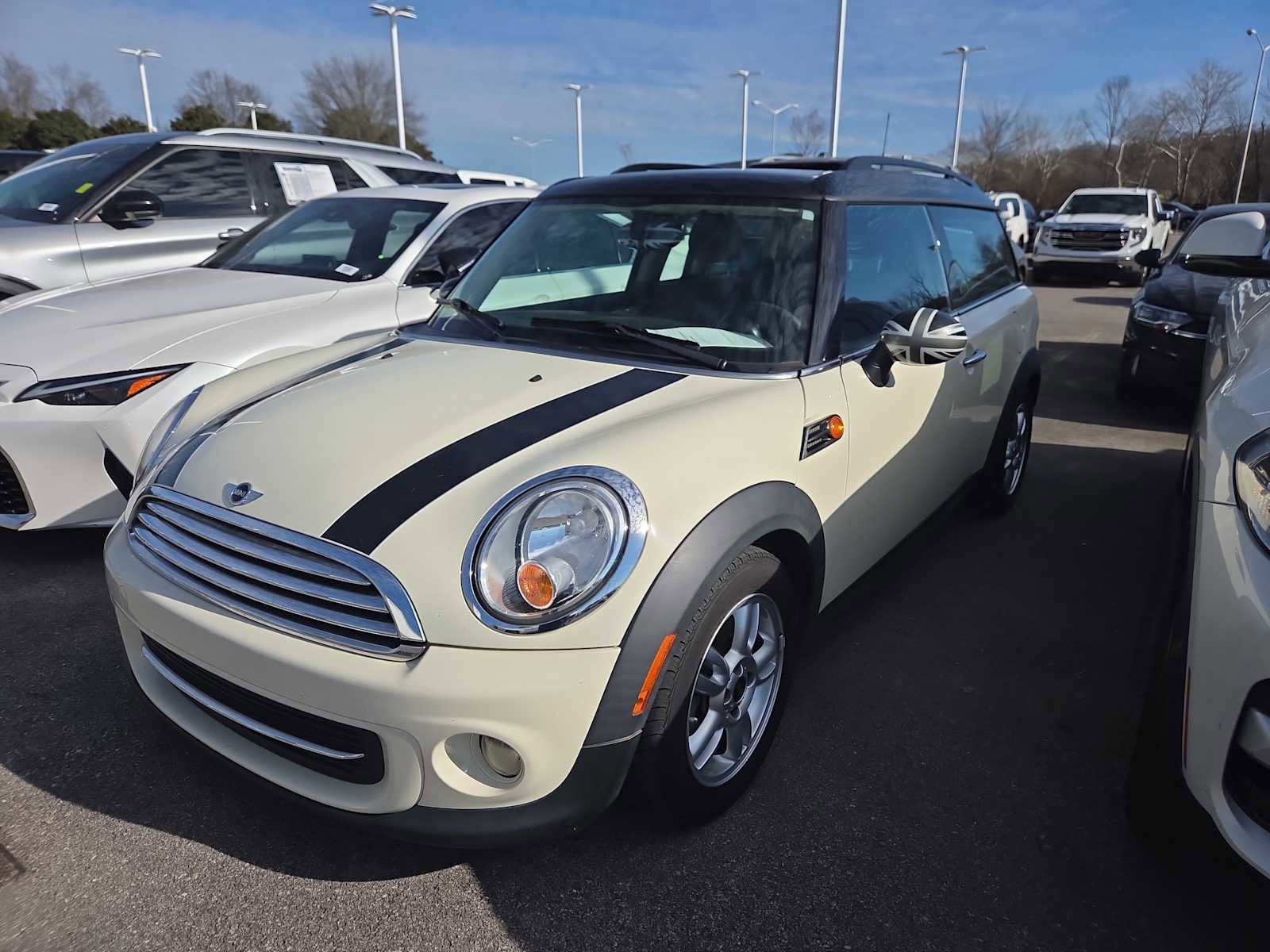 Used 2012 MINI Cooper Clubman image 3