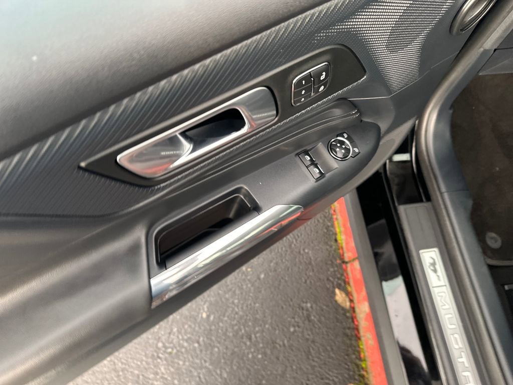 Used 2024 Ford Mustang GT Premium image 11