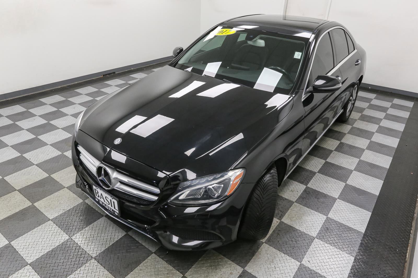 Used 2017 Mercedes-Benz C 300 4MATIC Sedan image 6