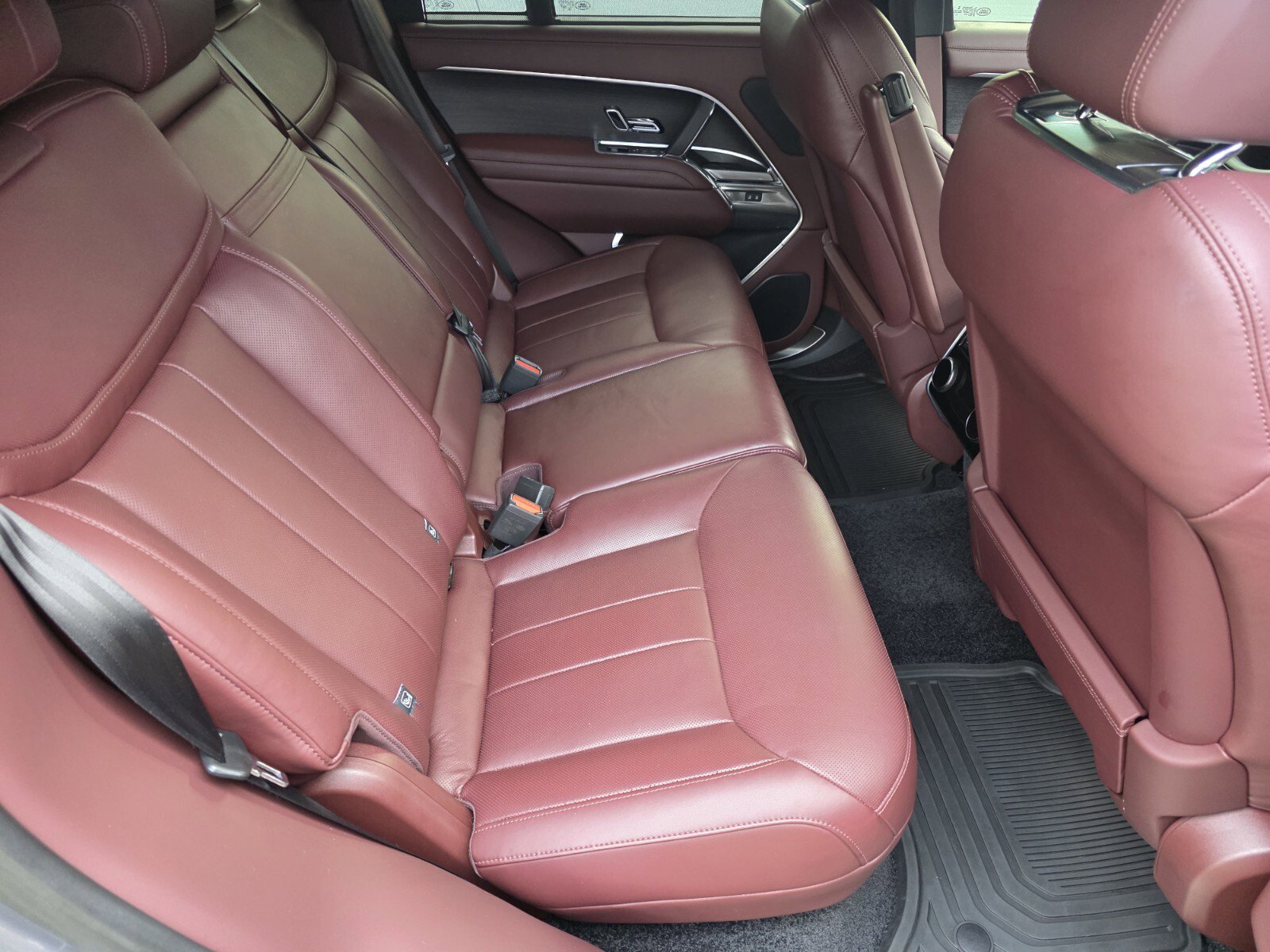 Used 2023 Land Rover Range Rover SE image 5