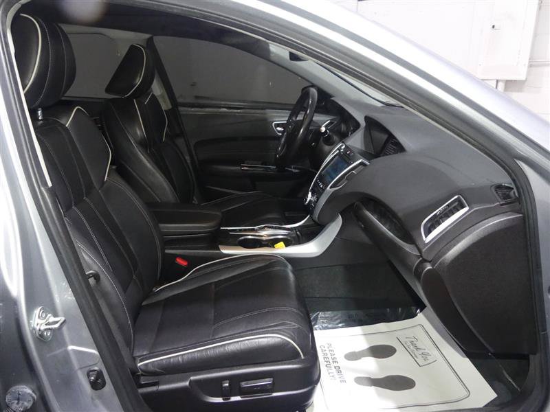Used 2018 Acura TLX w/ Technology Package FWD image 19