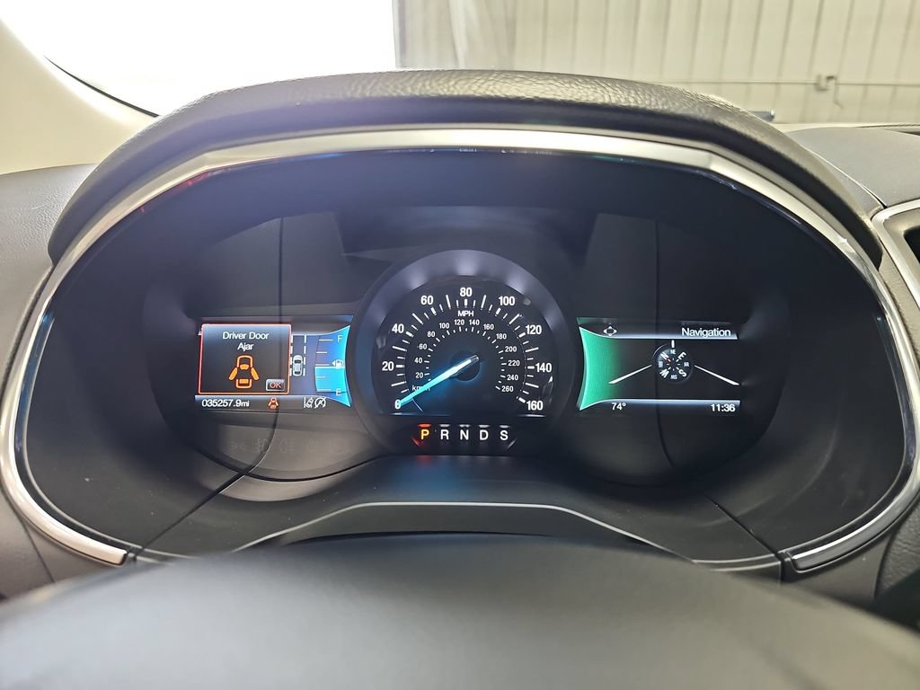 Used 2020 Ford Edge Titanium w/ Equipment Group 301A AWD/4WD image 46
