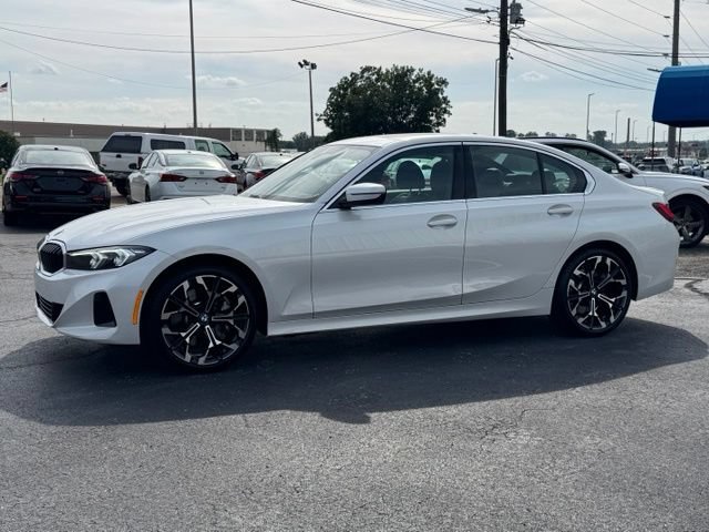 Used 2026 BMW 330i xDrive Sedan AWD/4WD image 3