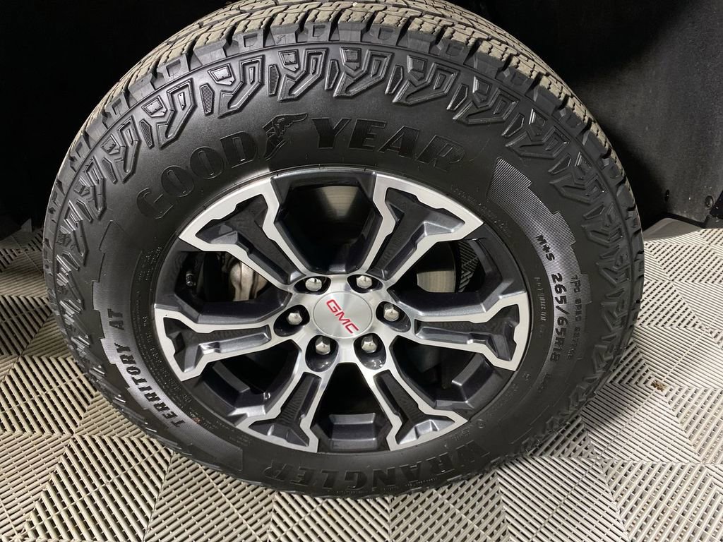 Certified 2023 GMC Canyon AT4 w/ Technology Package image 10