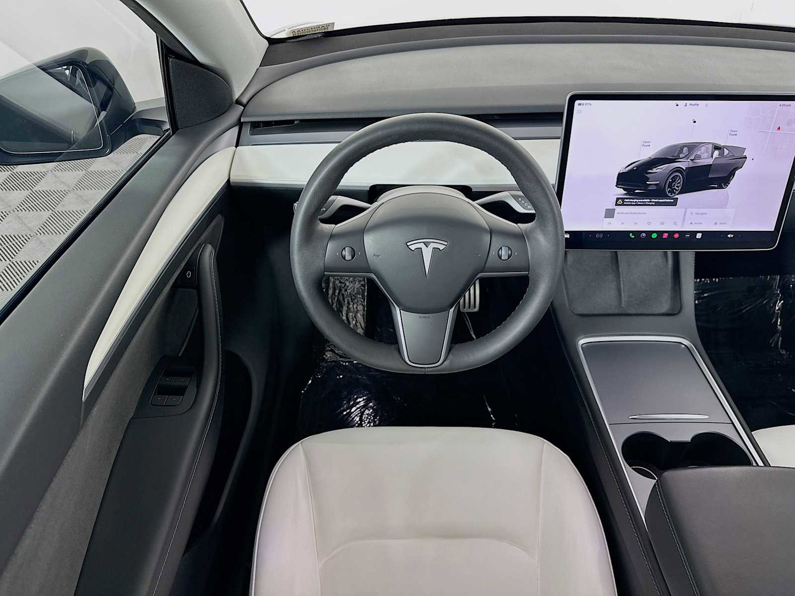 Used 2023 Tesla Model Y Performance image 20