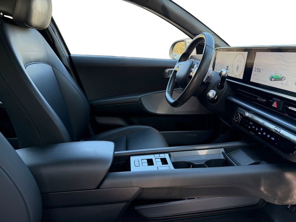 Used 2023 Hyundai Ioniq 6 SEL image 15