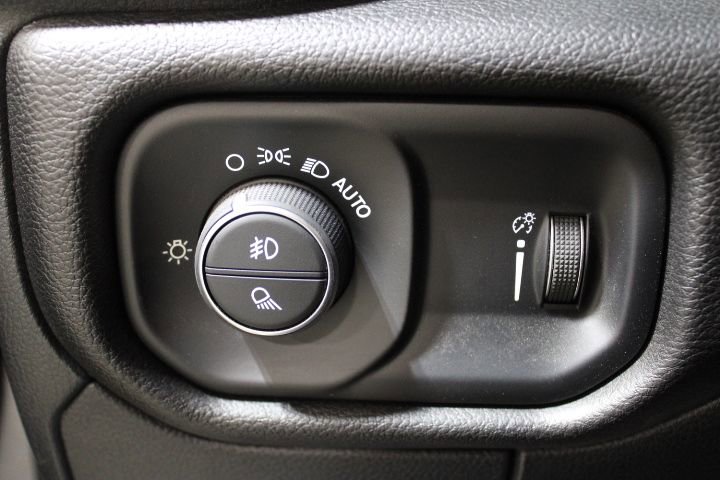 Used 2025 RAM 1500 Big Horn image 39