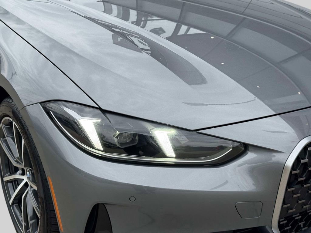 Certified 2025 BMW 430i xDrive Coupe w/ Convenience Package image 9