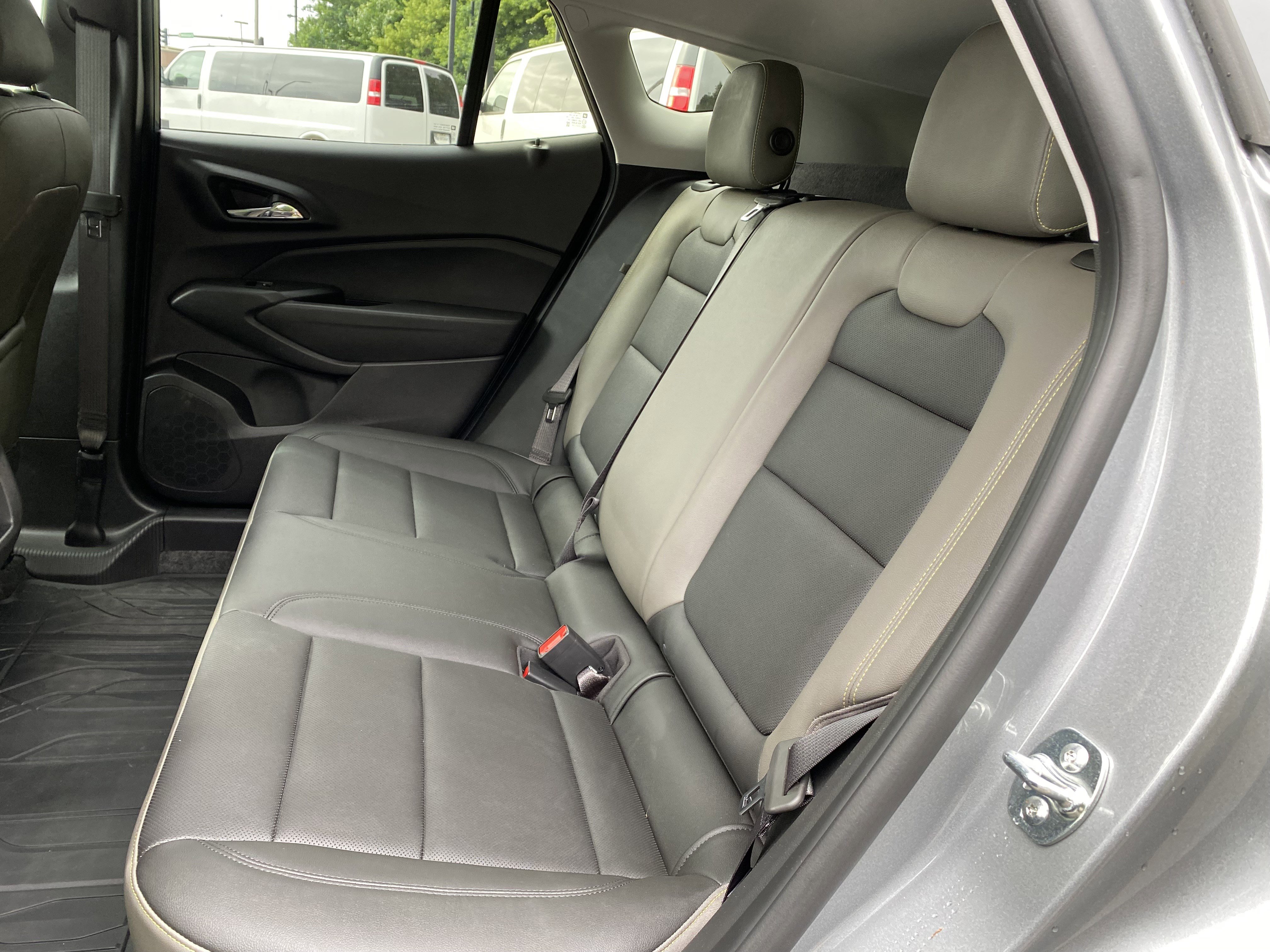 Used 2026 Chevrolet Trax ACTIV FWD image 34