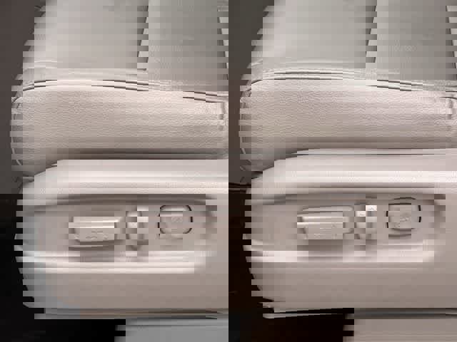 Used 2016 Honda Odyssey Touring Elite image 31