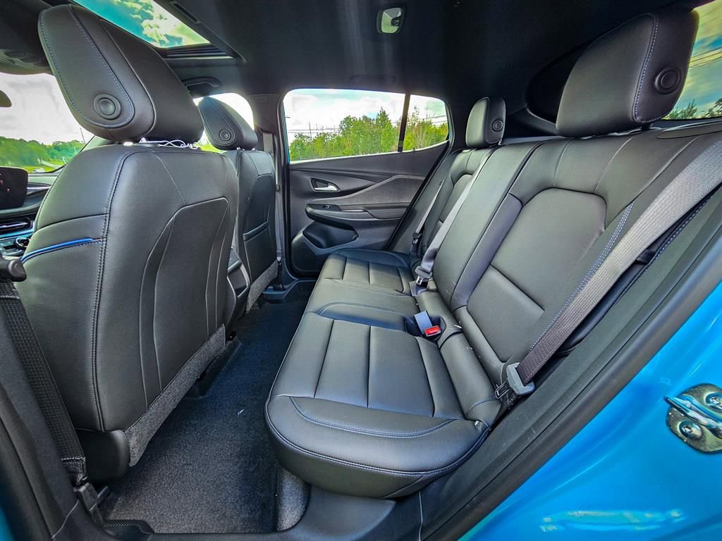 New 2025 Buick Envista Sport Touring w/ Convenience I Package image 32