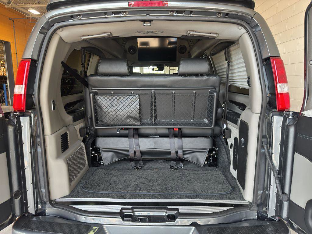 New 2025 Chevrolet Express 2500 w/ Driver Convenience Package image 31