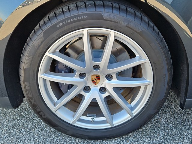 Certified 2026 Porsche Panamera 4 AWD/4WD image 13