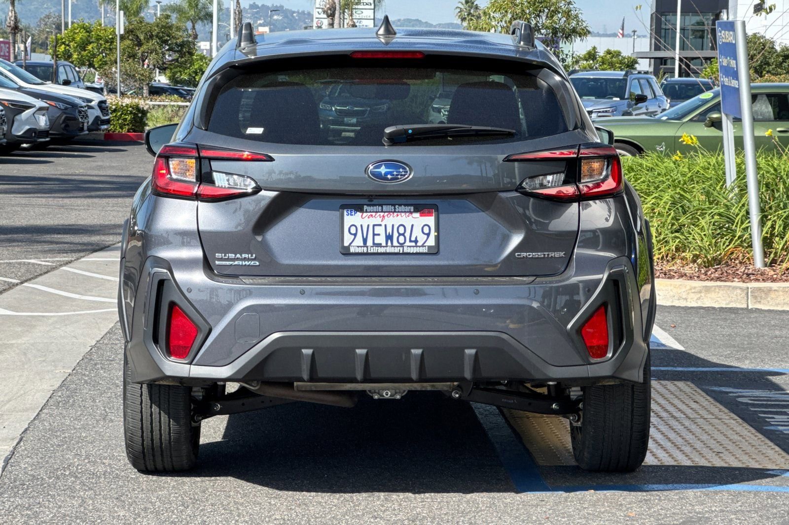 Certified 2025 Subaru Crosstrek 2.5i Limited w/ Crosstrek Mirror Package image 5
