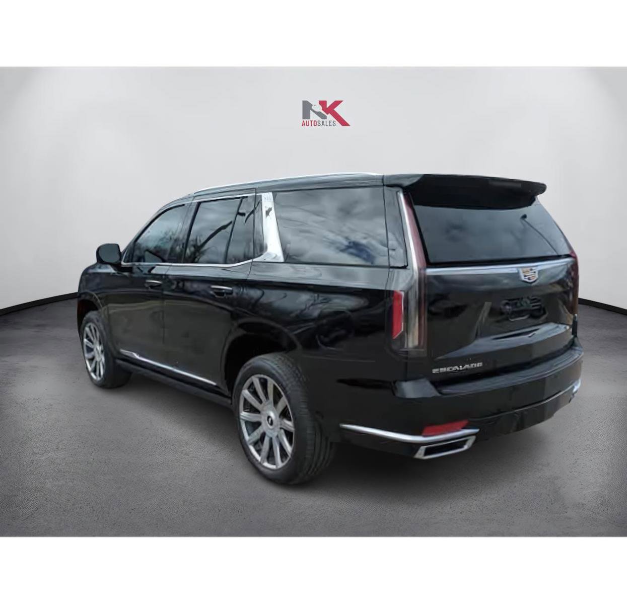 Used 2022 Cadillac Escalade Premium Luxury Platinum w/ Heavy-Duty Trailer Package image 5