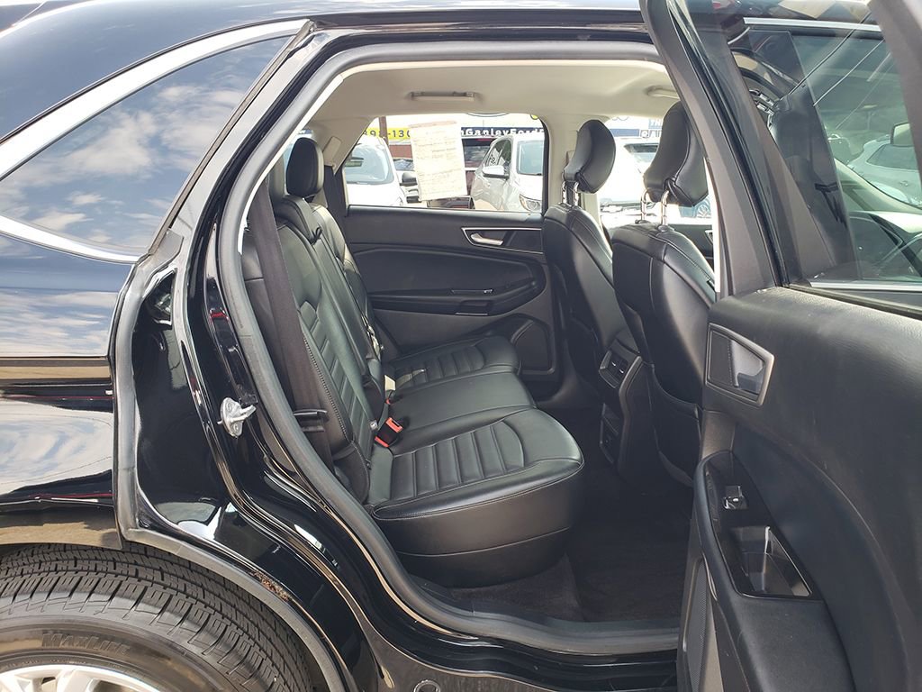 Used 2016 Ford Edge SEL w/ Equipment Group 201A image 16