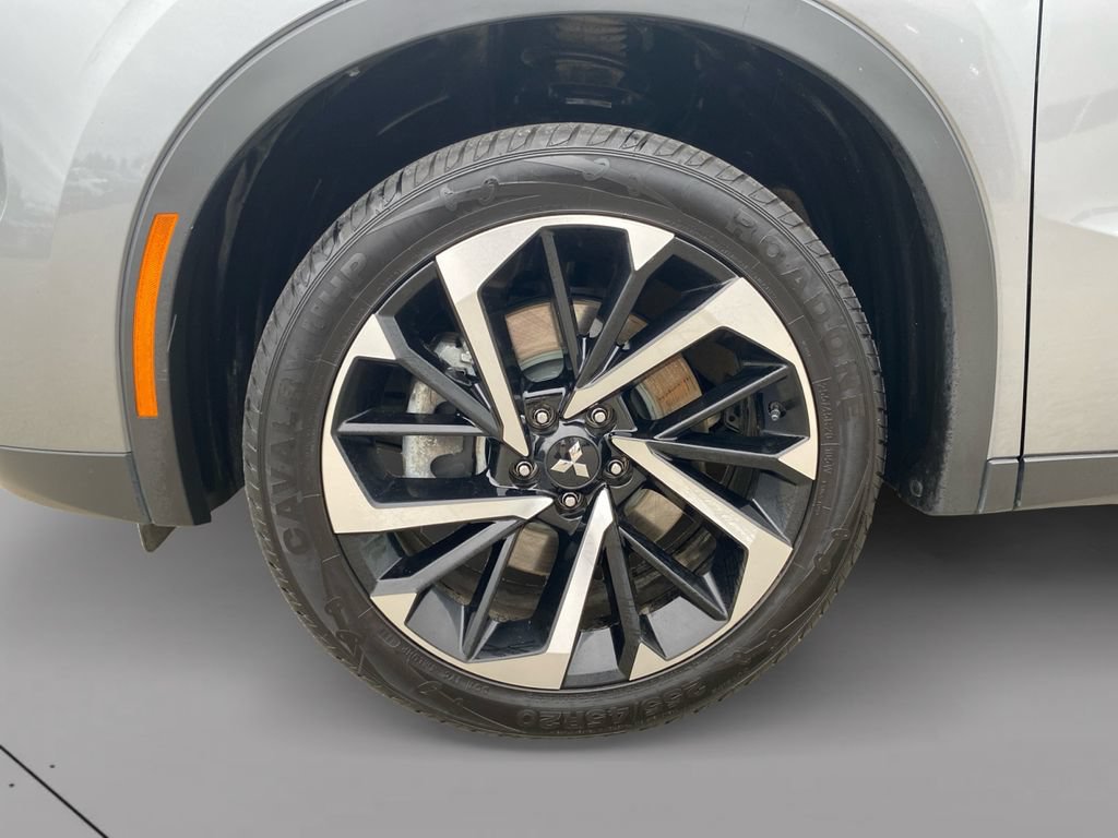 Used 2024 Mitsubishi Outlander SE AWD/4WD image 9