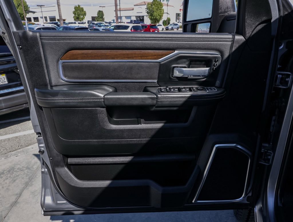 Used 2024 RAM 2500 Laramie image 13
