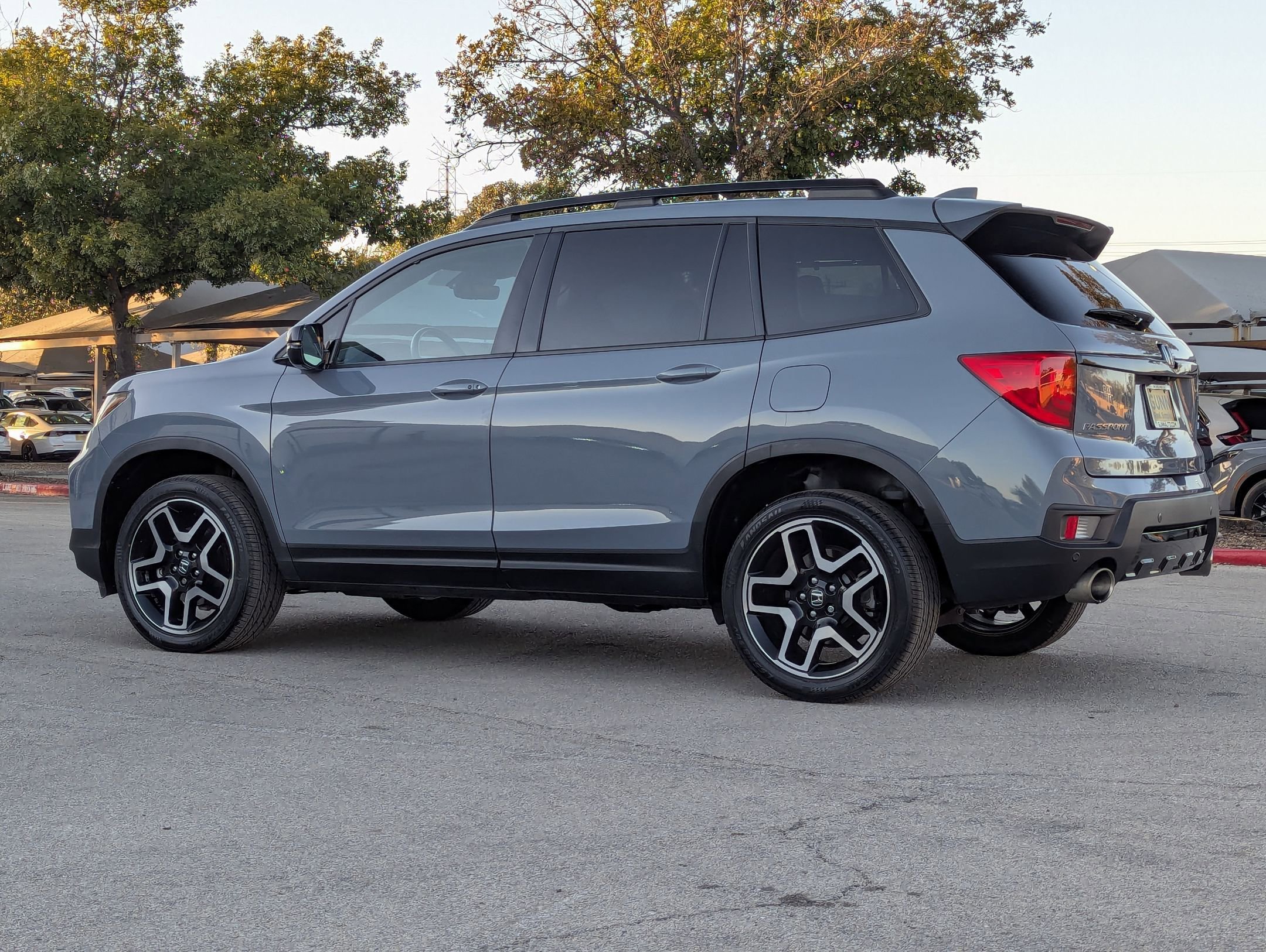 Used 2022 Honda Passport Elite image 6