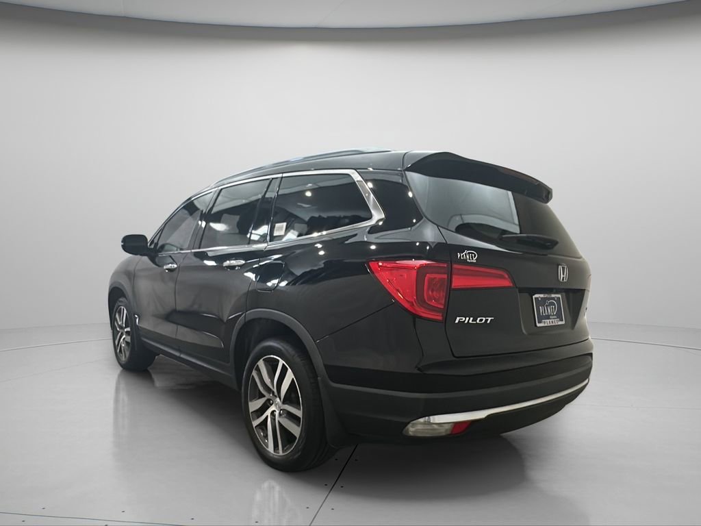 Used 2017 Honda Pilot Touring image 6