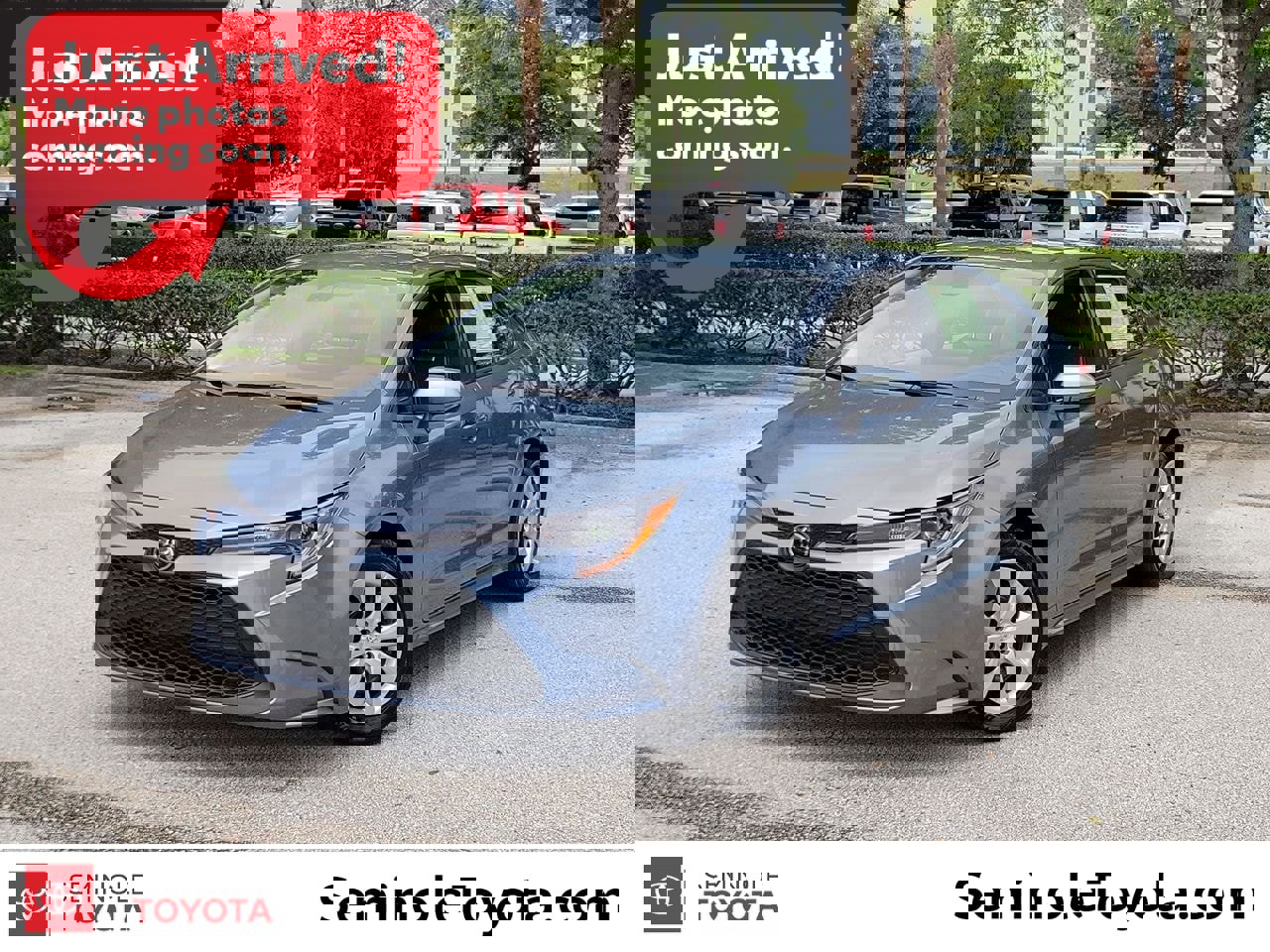 Used 2022 Toyota Corolla LE image 1