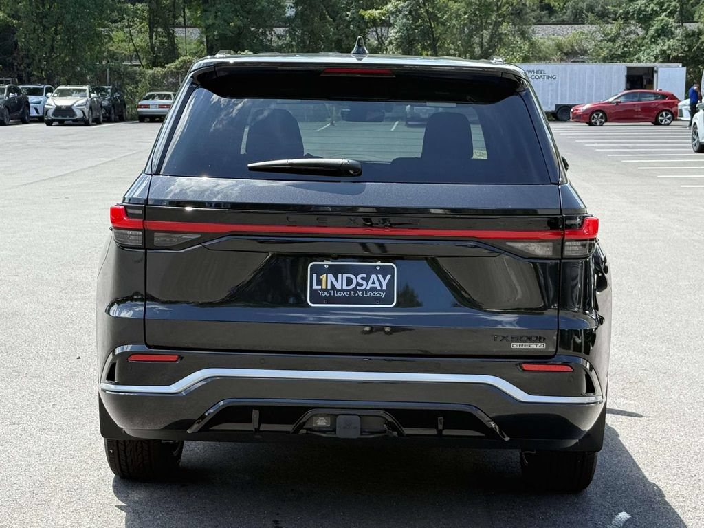 New 2026 Lexus TX 500h AWD image 10