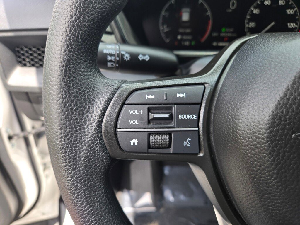 Certified 2025 Honda CR-V EX image 24