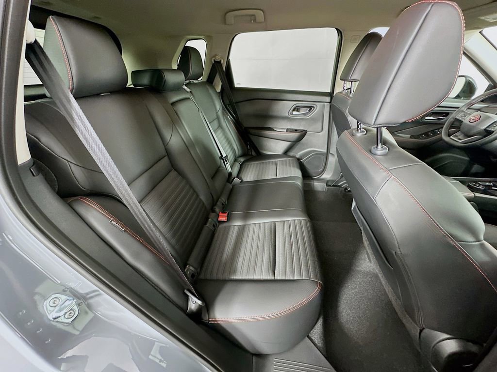 New 2026 Nissan Rogue SV image 34