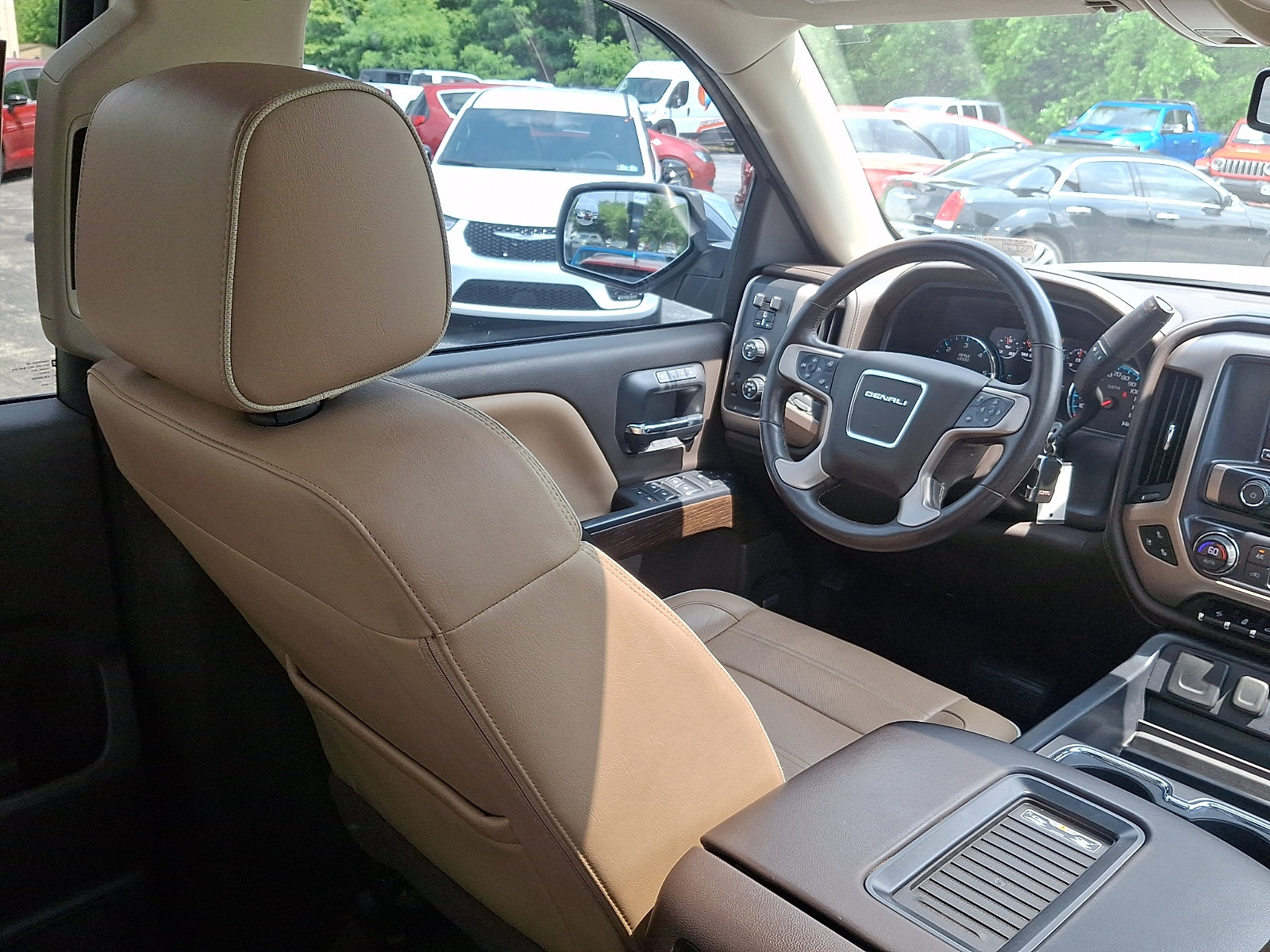 Used 2017 GMC Sierra 1500 Denali w/ Denali Ultimate Package AWD/4WD image 15