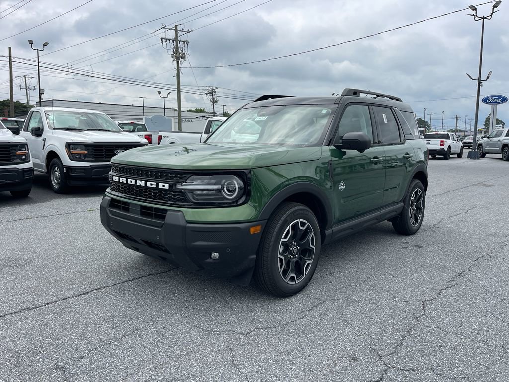 New 2025 Ford Bronco Sport Outer Banks w/ Outer Banks Tech Package+ video 2