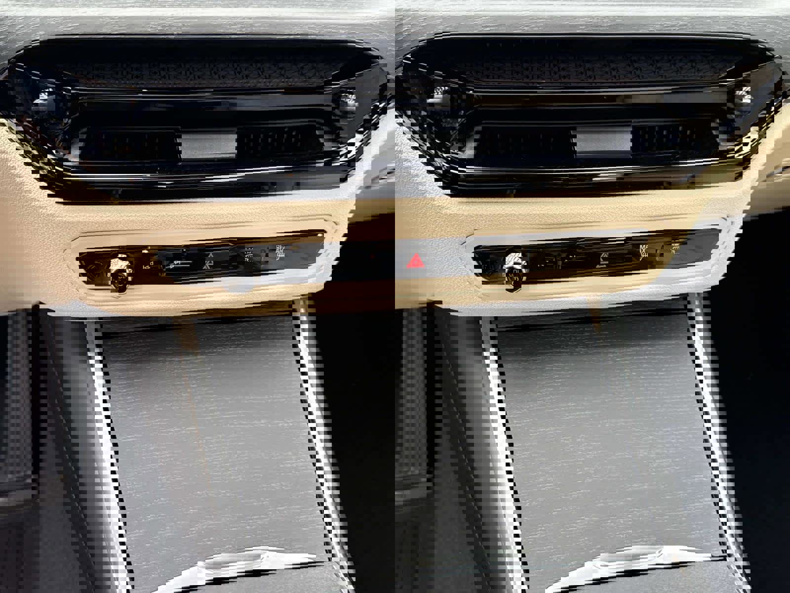 New 2026 BMW 330i xDrive 330i NA xDrive w/ Convenience Package image 20