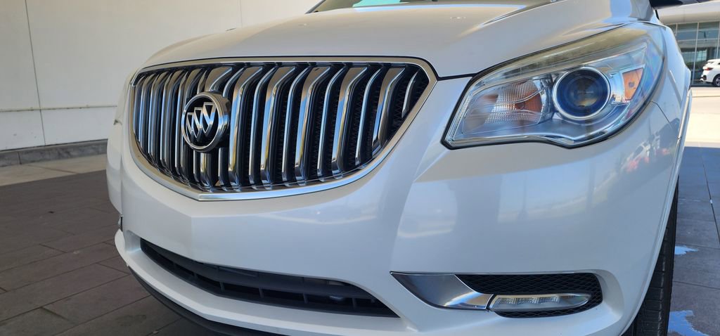 Used 2016 Buick Enclave Premium image 2