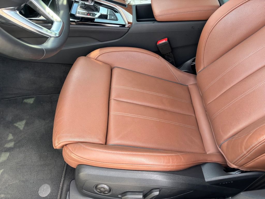 Used 2023 Audi A4 2.0T Premium Plus w/ Premium Plus Package image 9