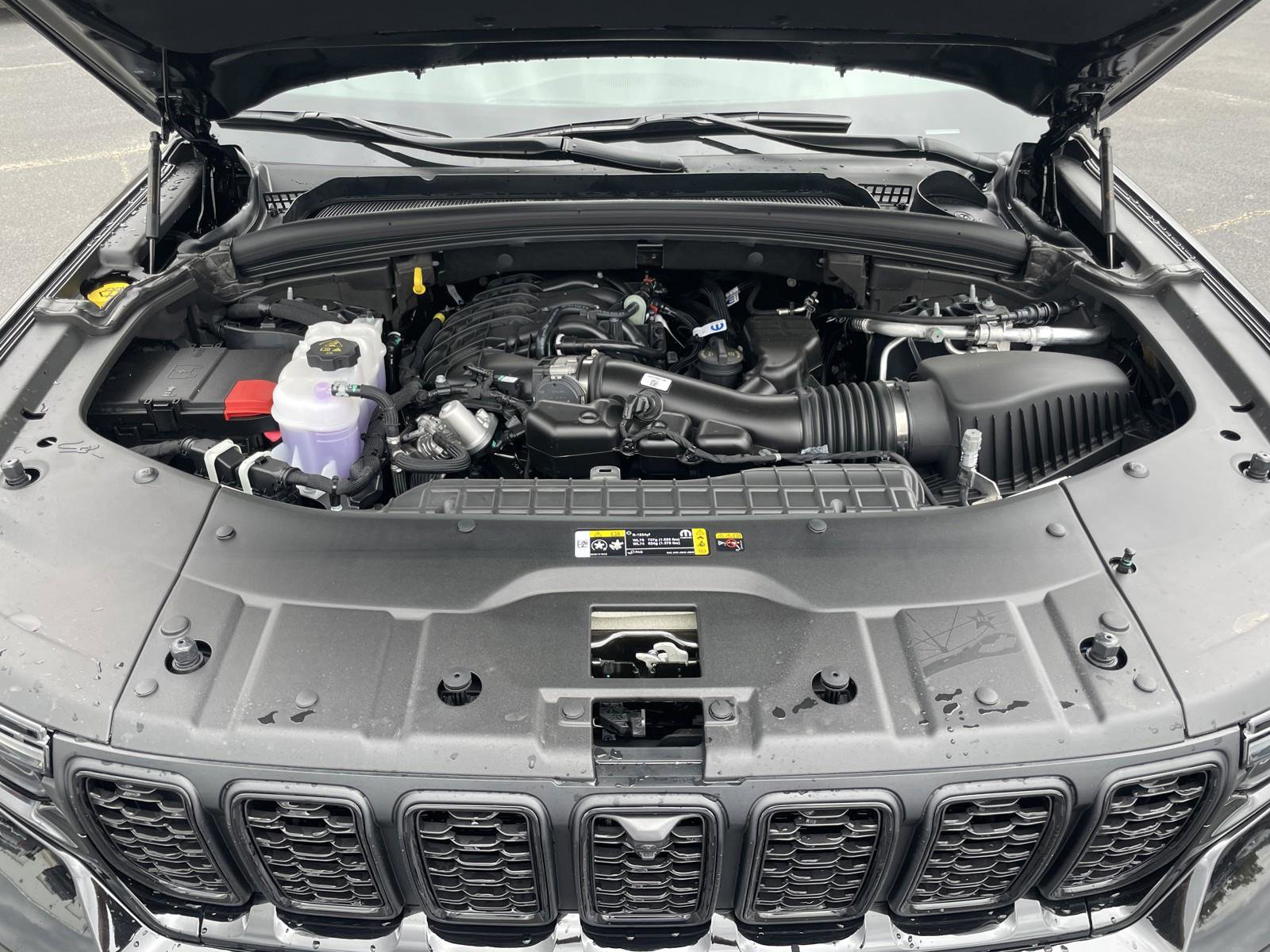 New 2025 Jeep Grand Cherokee Limited w/ Luxury Tech Group II image 45