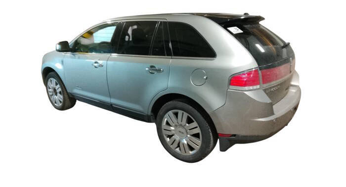 Used 2008 Lincoln MKX AWD image 3