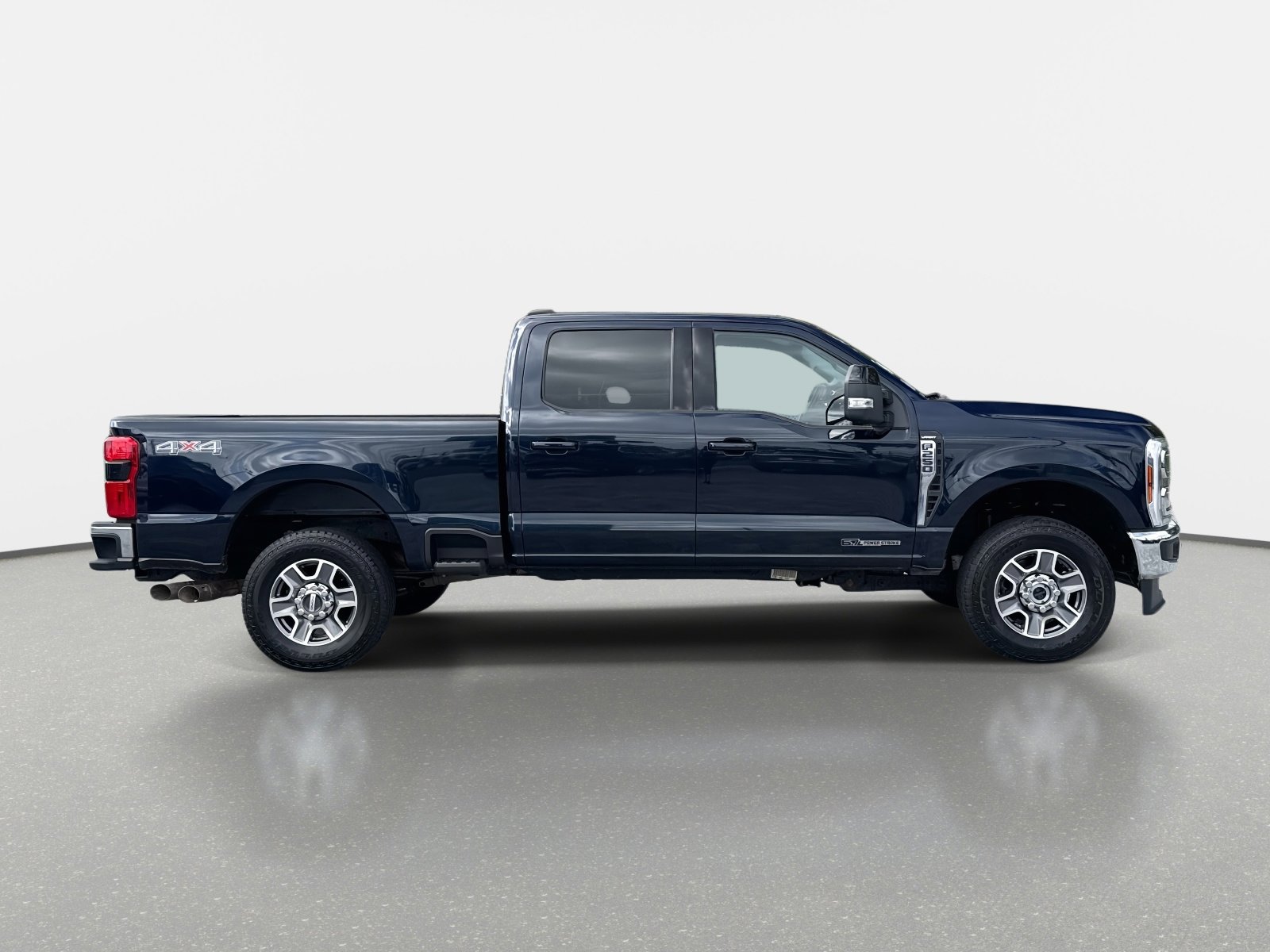 Used 2024 Ford F250 Lariat image 2