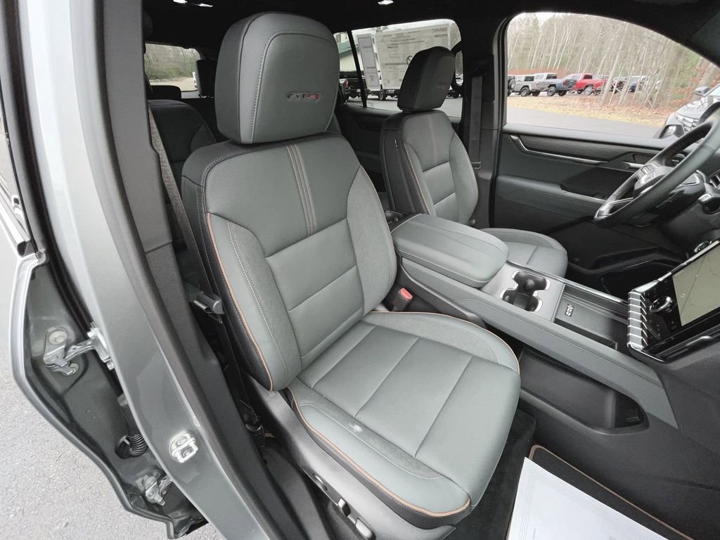 New 2026 GMC Acadia AT4 image 33