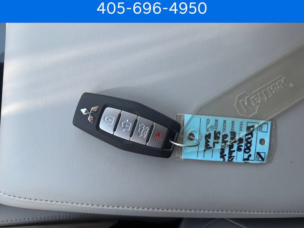 Used 2026 Mitsubishi Outlander SEL FWD image 34