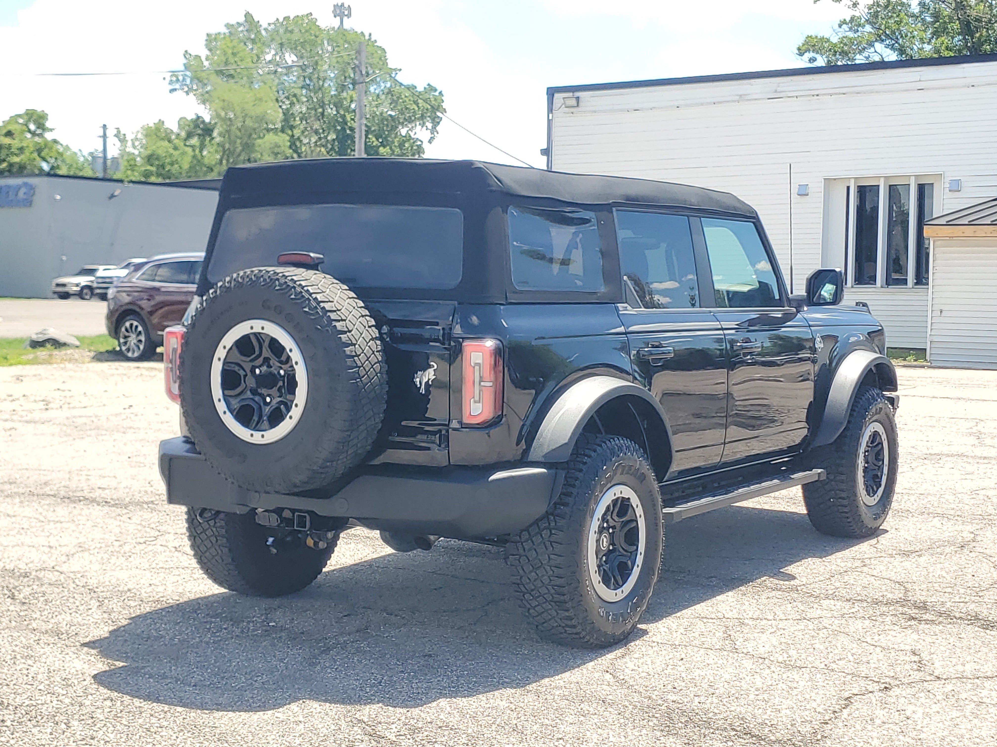 Used 2024 Ford Bronco Outer Banks w/ Sasquatch Package AWD/4WD image 6