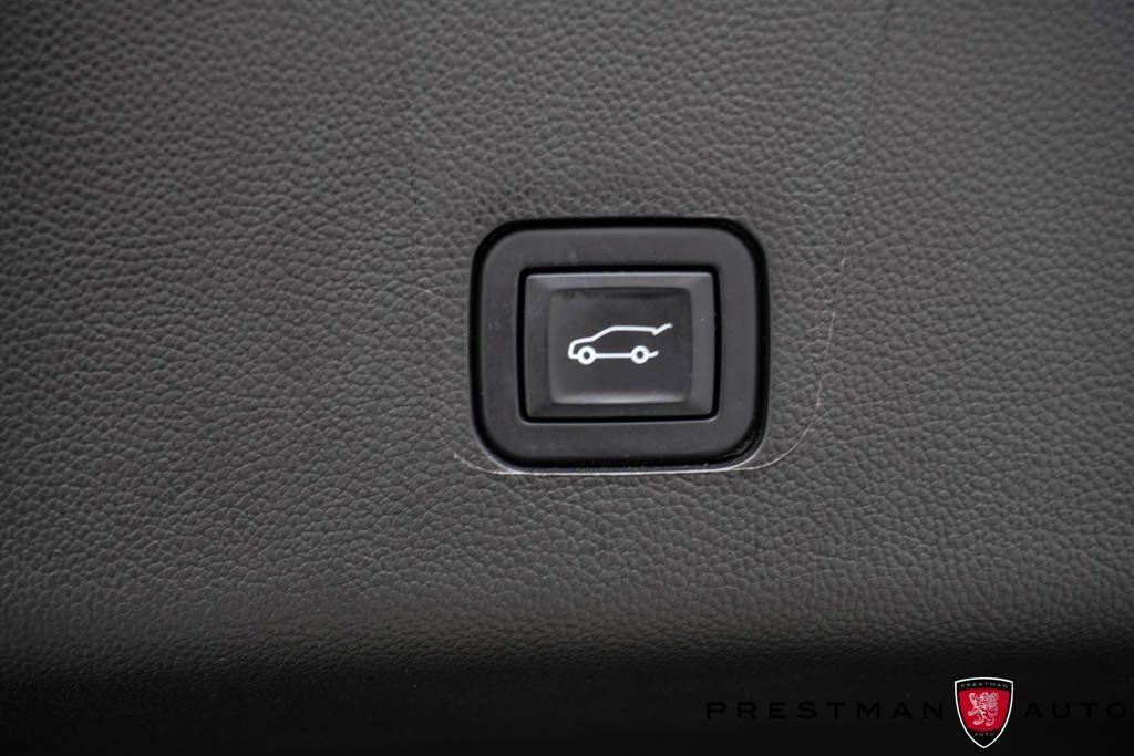 Used 2022 Chevrolet Traverse Premier w/ Redline Edition image 45