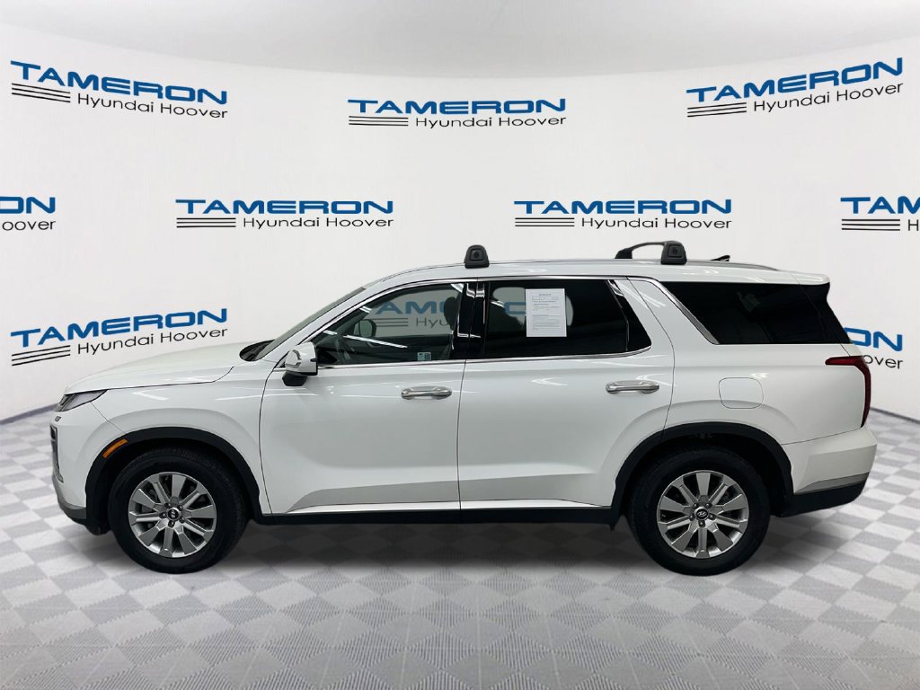 Used 2024 Hyundai Palisade SEL FWD image 2