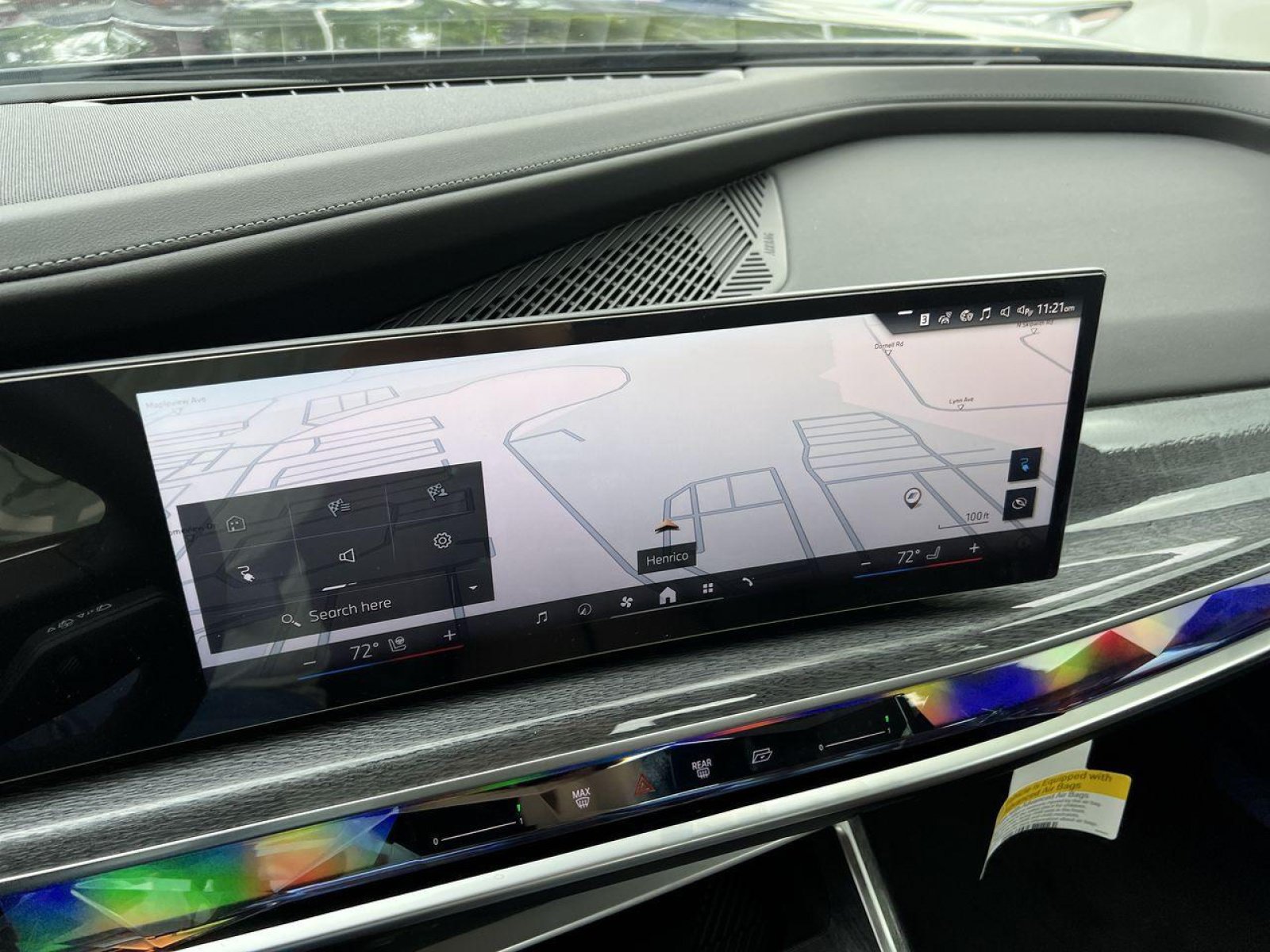 New 2025 BMW i7 eDrive50 w/ Executive Package RWD image 17