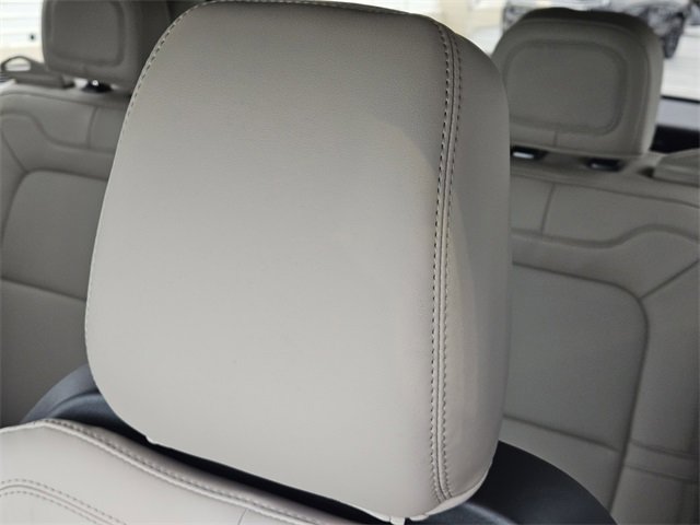 New 2026 Lincoln Corsair Premiere image 14