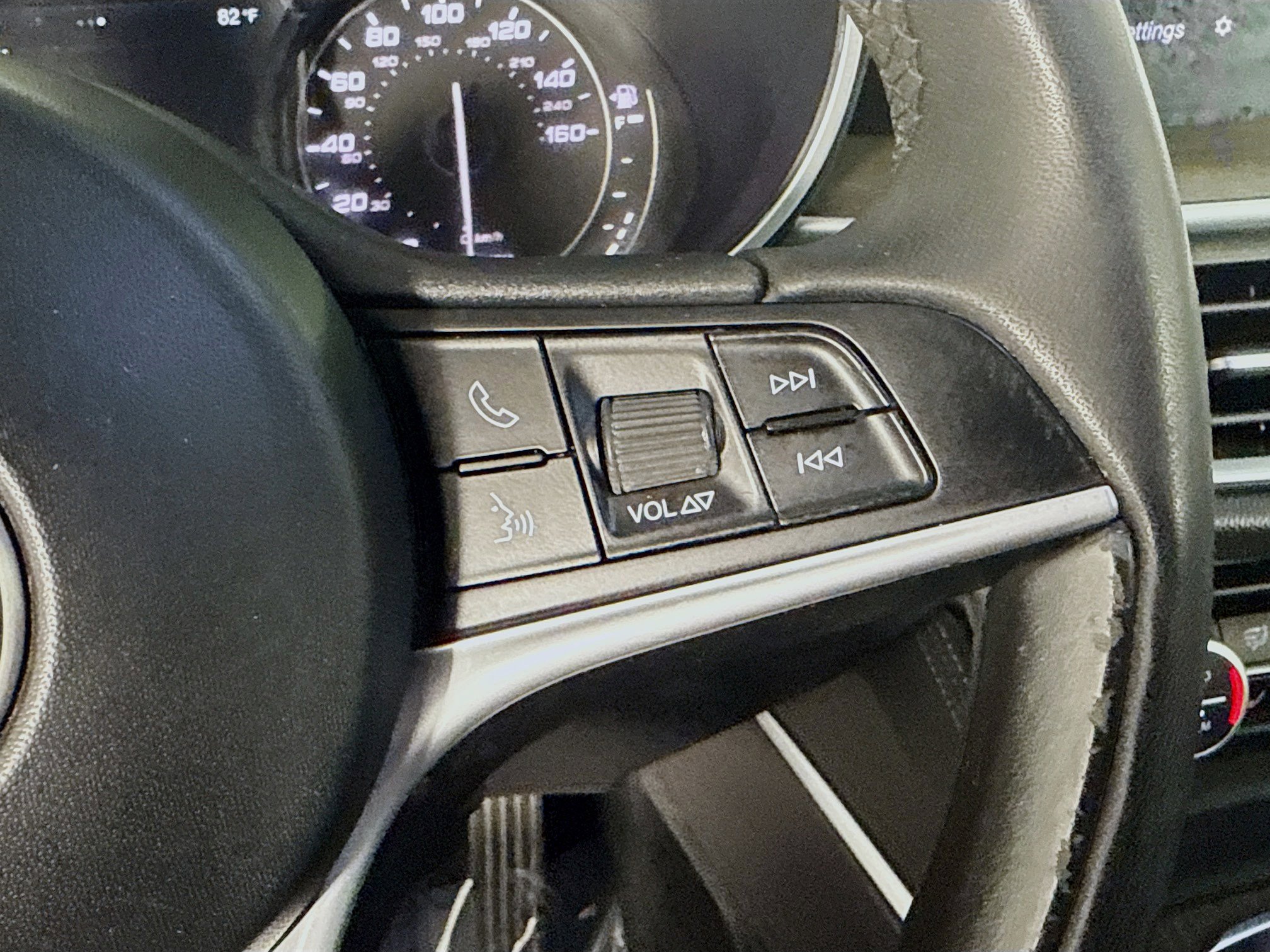 Used 2018 Alfa Romeo Stelvio Ti image 15