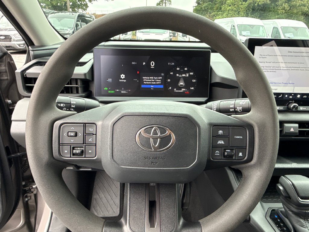 Used 2026 Toyota RAV4 LE AWD/4WD image 23
